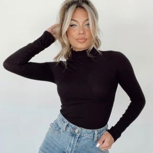 Black long sleeve shirt